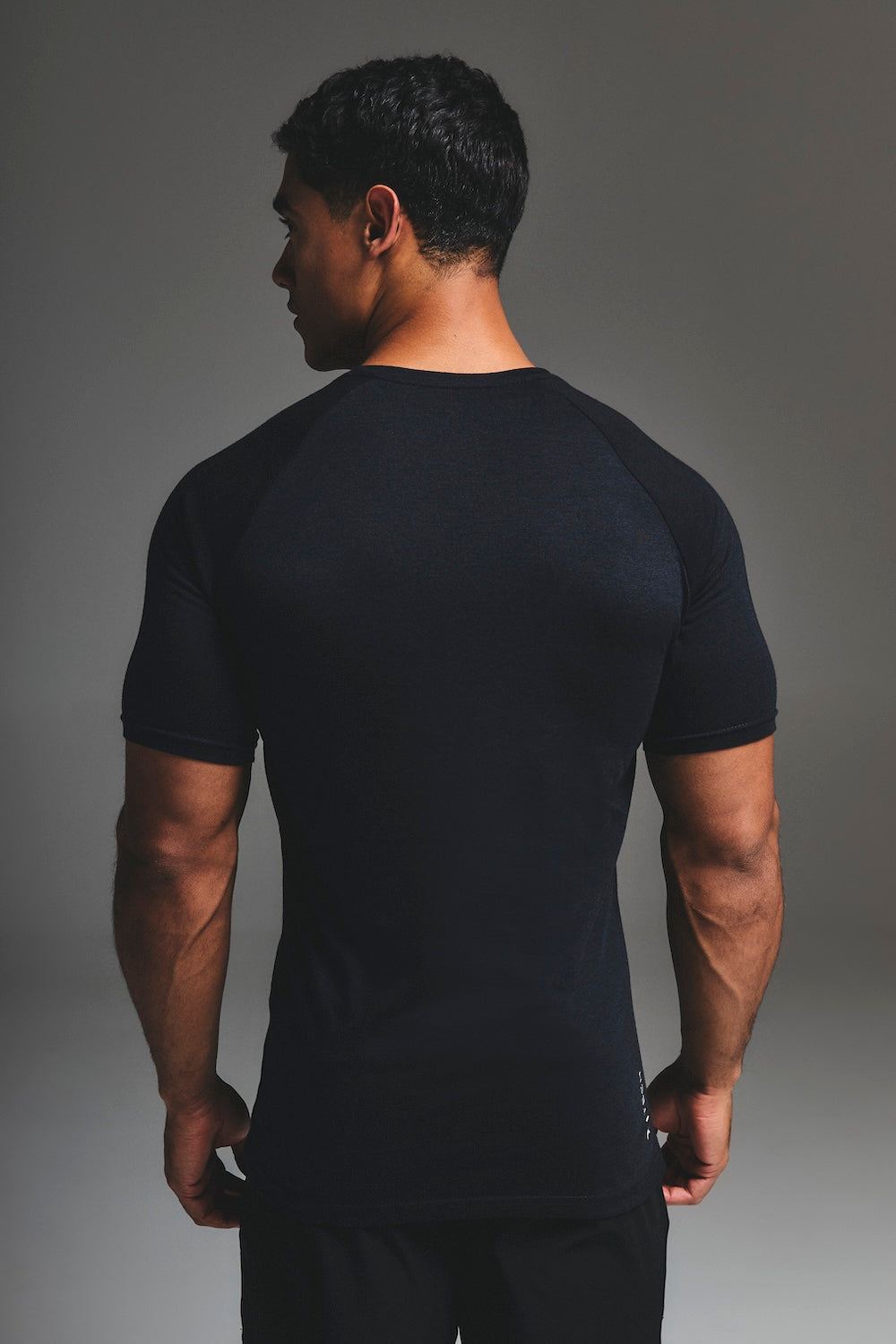 Essential Training Top in Black - TAILORED ATHLETE - USA