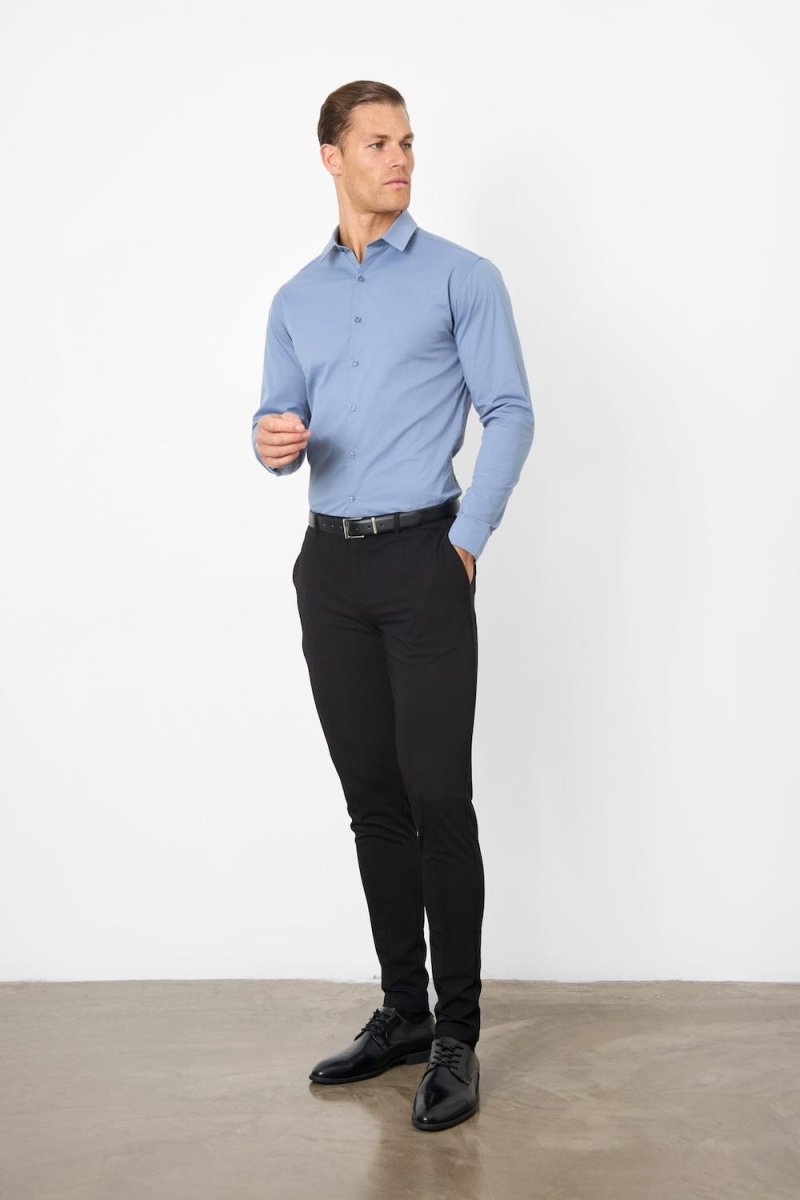 Model is 6ft 5 and wears size L - 40" chest, 34" waist