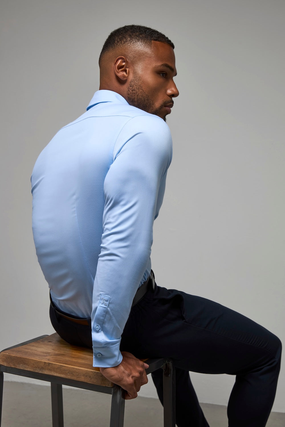 Athletic Fit Dress Shirt in Light Blue - TAILORED ATHLETE - USA