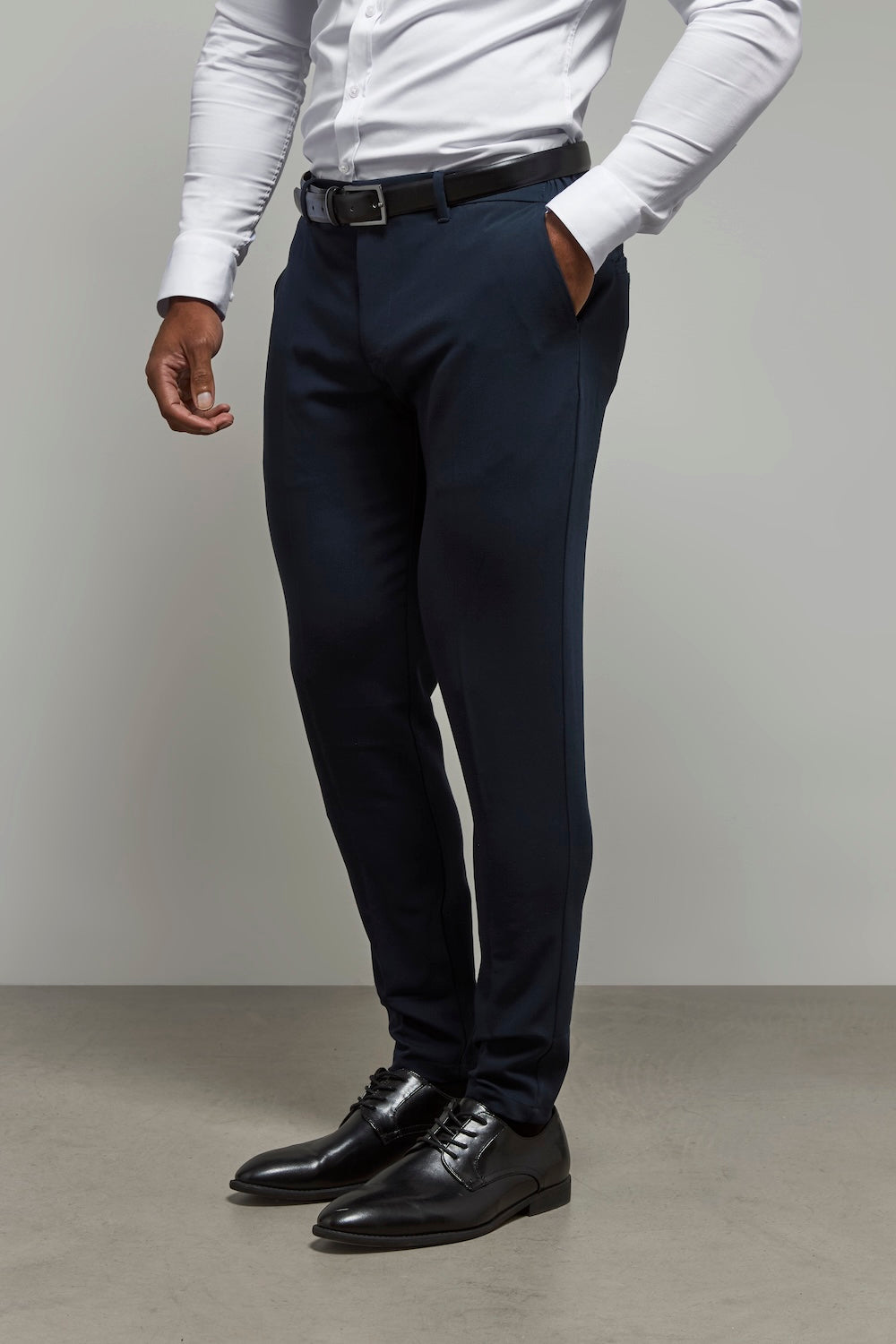 Athletic Fit Essential Pants in Navy - TAILORED ATHLETE - USA