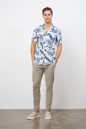 Printed Shirt in Blue Inky Leaves - TAILORED ATHLETE - USA