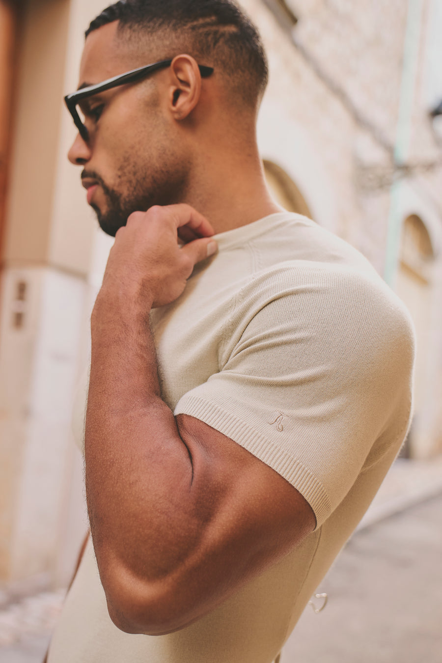 Fine Gauge Knitted T-Shirt in Linen - TAILORED ATHLETE - USA