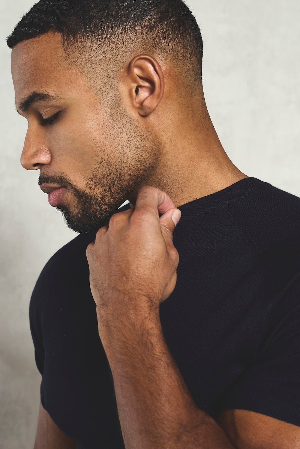 Fine Gauge Knitted T-Shirt in Inky Blue - TAILORED ATHLETE - USA