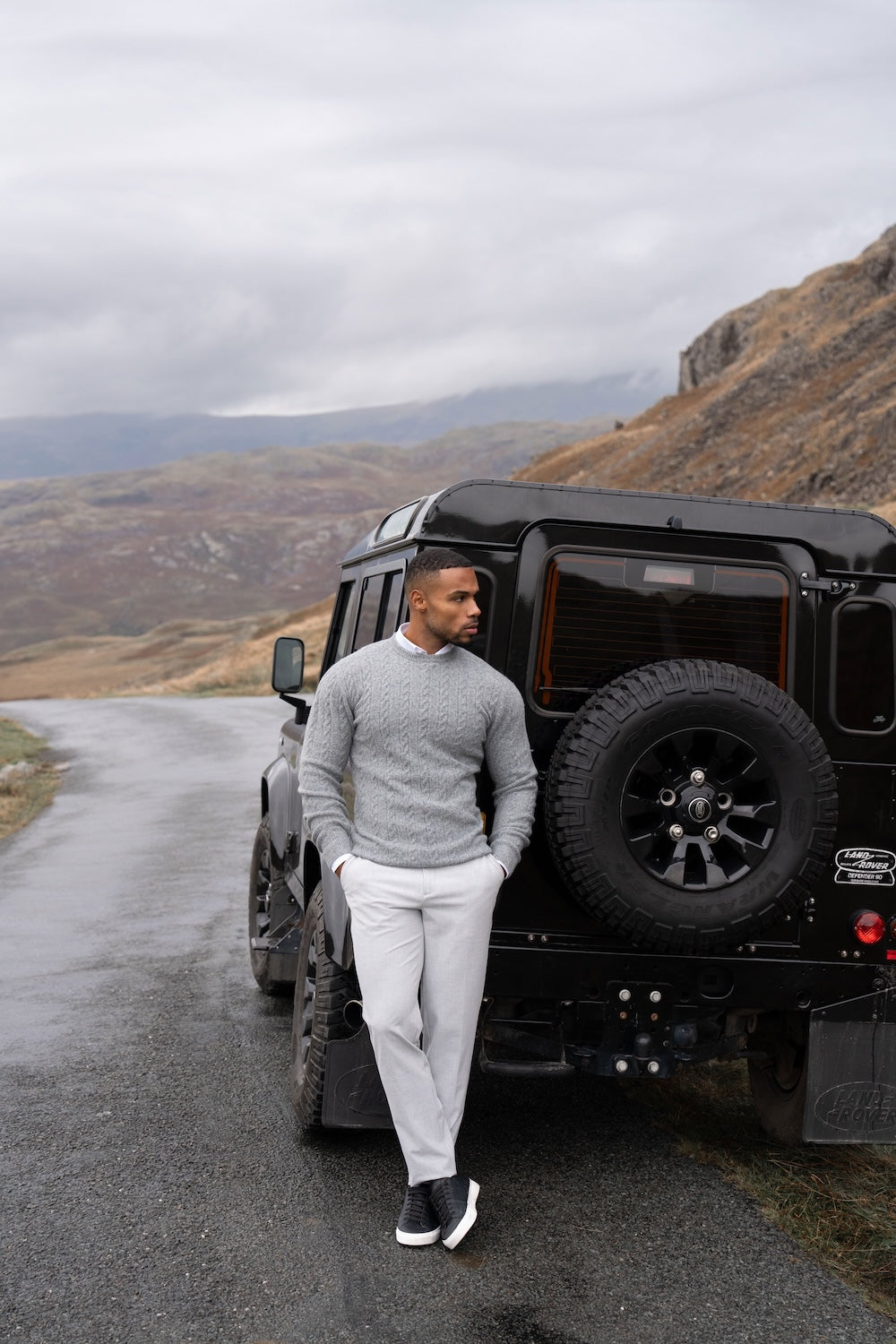 Soft Cable Crew Neck Sweater in Mid Grey - TAILORED ATHLETE - USA