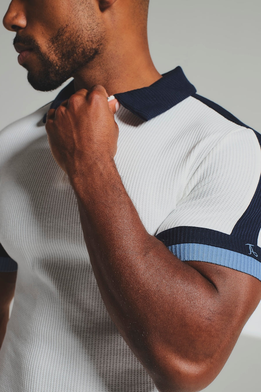 Colour Blocked Zip Neck Polo Shirt - TAILORED ATHLETE - USA