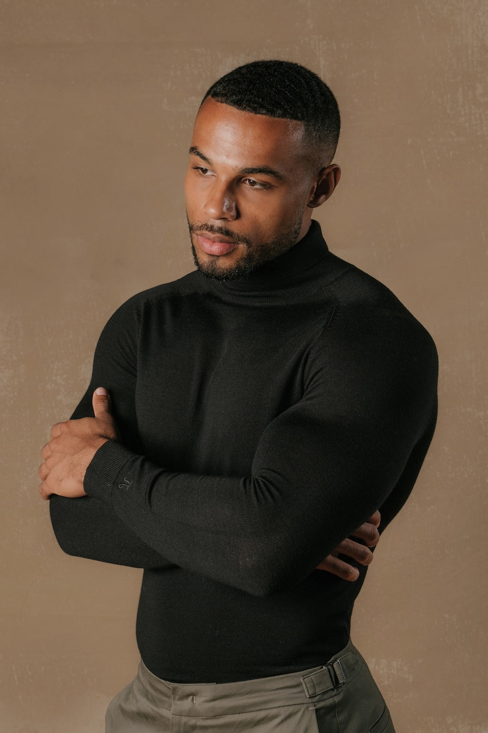 Extra Fine Merino Wool Roll Neck Sweater in Black - TAILORED ATHLETE - USA