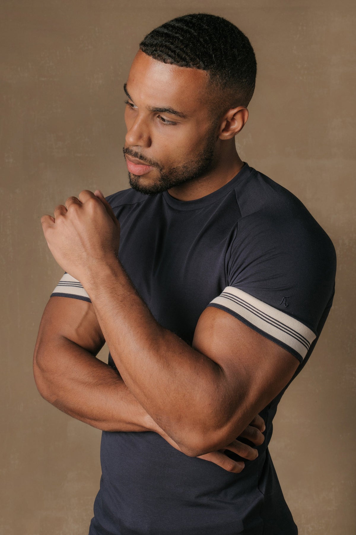 Tipped Fashion Fit T-Shirt in Navy and Stone - TAILORED ATHLETE - USA