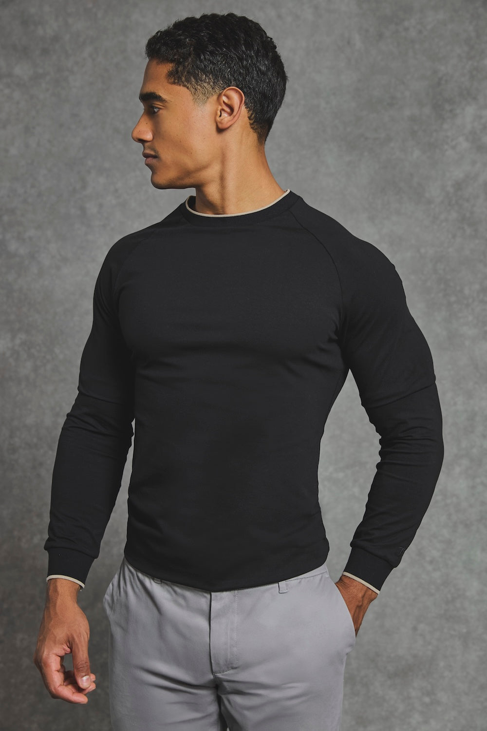 Tipped T-Shirt in Black - TAILORED ATHLETE - USA