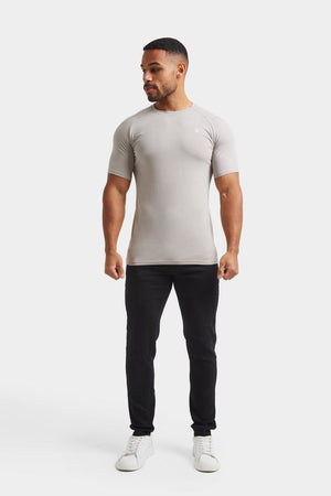 Athletic Fit Jeans in Black - TAILORED ATHLETE - USA