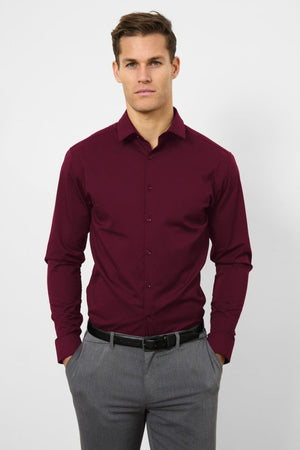Model is 6ft 5 and wears size L - 40" chest, 34" waist