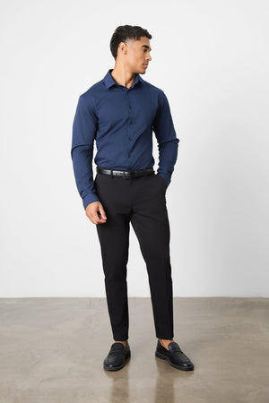 Model is 5'11 and wears a size L (42" chest, 30.5" waist)