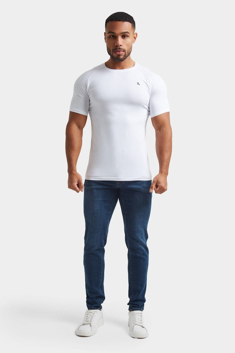 Athletic Fit Jeans in Dark Blue - TAILORED ATHLETE - USA