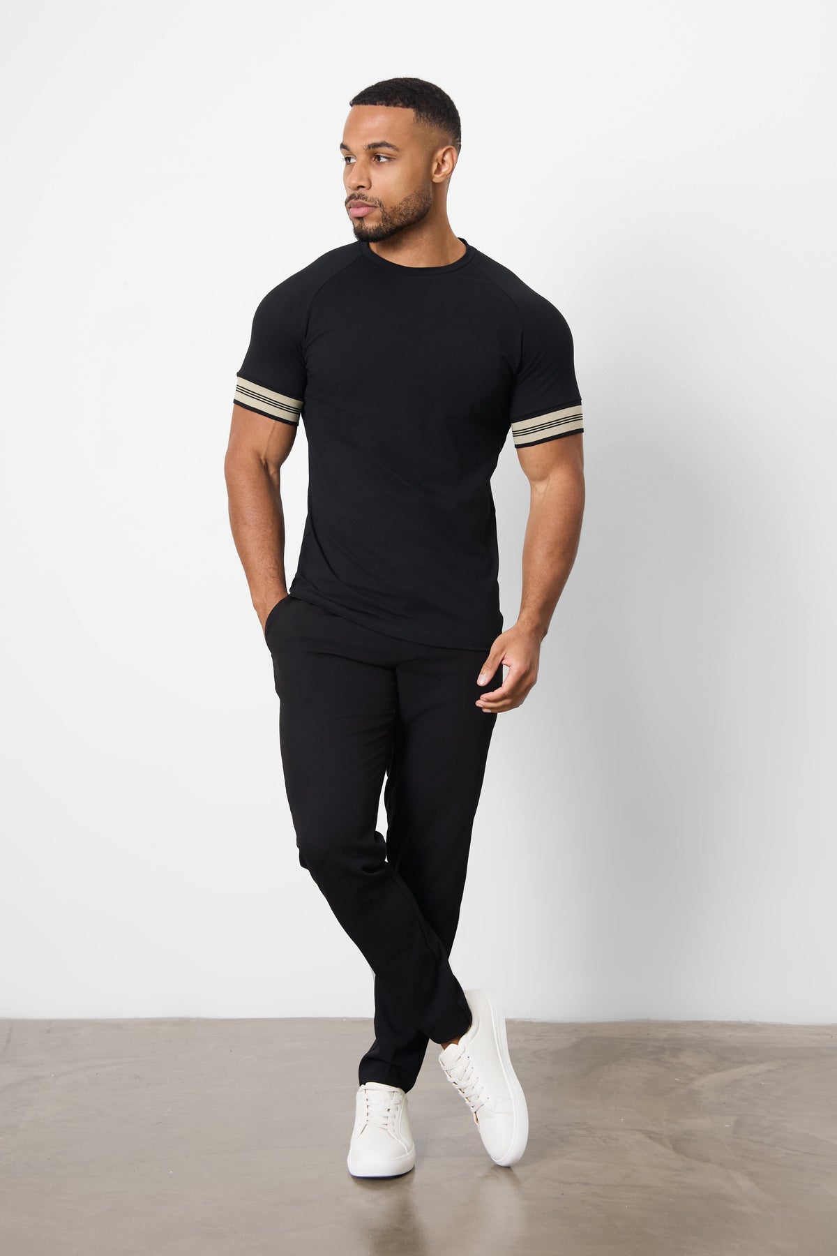 Tipped Fashion Fit T-Shirt in Black/Stone - TAILORED ATHLETE - USA