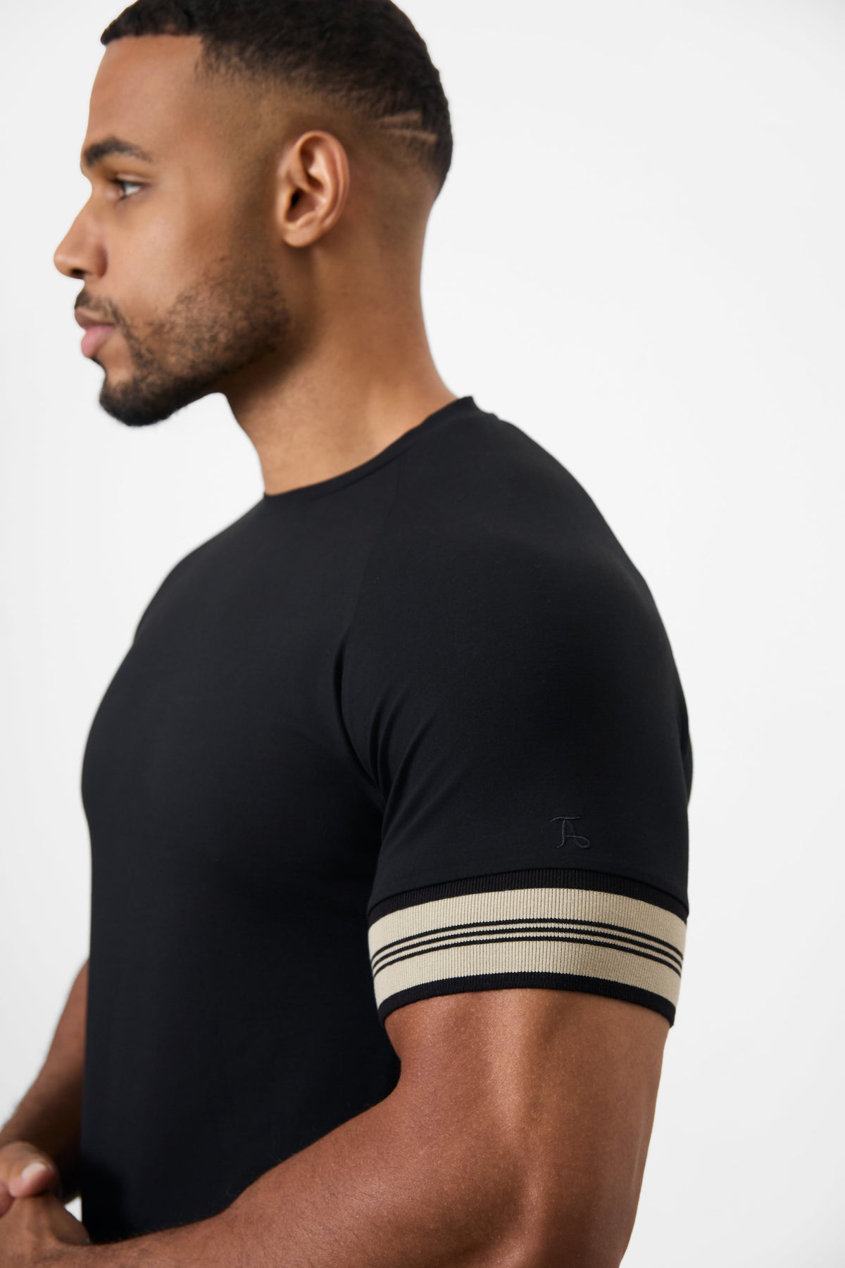 Tipped Fashion Fit T-Shirt in Black/Stone - TAILORED ATHLETE - USA
