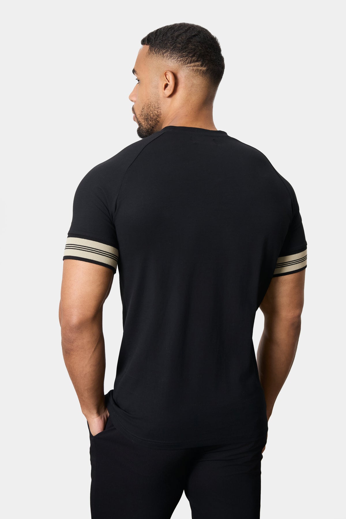 Tipped Fashion Fit T-Shirt in Black/Stone - TAILORED ATHLETE - USA