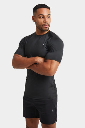 Training Top in Black - TAILORED ATHLETE - USA