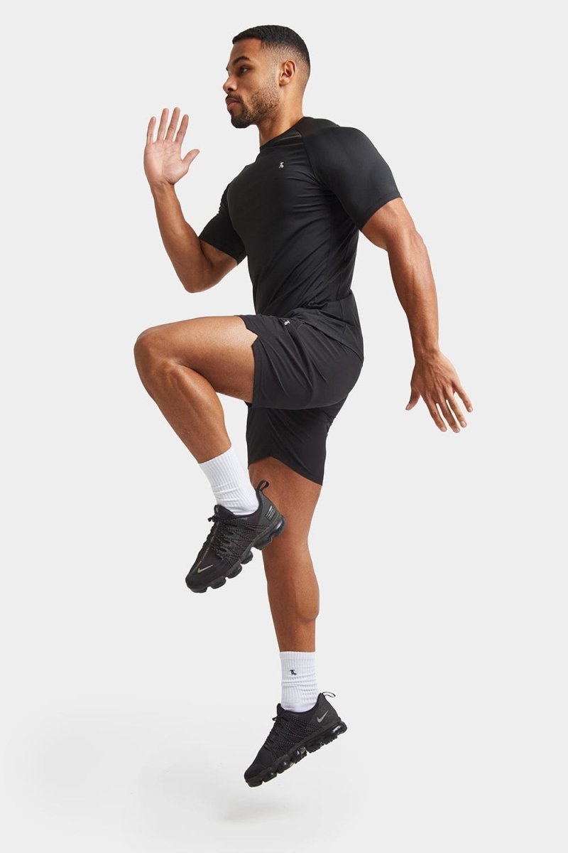 Training Top in Black - TAILORED ATHLETE - USA