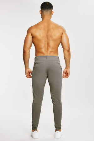 Everyday Tech Pants in Olive - TAILORED ATHLETE - USA